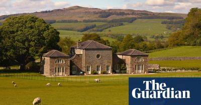 ‘Change is in the air’: a stay at a rewilding project in Yorkshire - theguardian.com - Britain