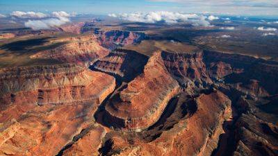 Ready to plan your fall hike? Read this safety advice first. - nationalgeographic.com - Usa - state Colorado - state Nevada