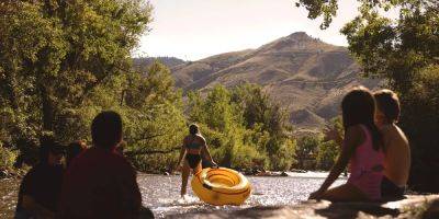 I found the perfect spot for tubing just 30 minutes from my home in Denver. Between the cold water and rushing rapids, it's a thrill you won't forget. - insider.com - Usa - state Colorado - Denver - city Georgetown - city Today - city Meanwhile - county Jefferson