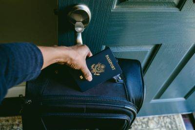 If you need a passport quickly, this service may be for you - thepointsguy.com - Mexico - Canada - Bermuda