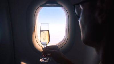 These Are the Best Cocktails to Order on a Plane, According to Science - cntraveler.com