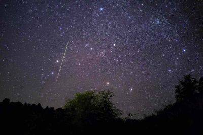 The Leonids Meteor Shower Will Peak Tonight — Complete With a Predicted 15 Shooting Stars per Hour - travelandleisure.com