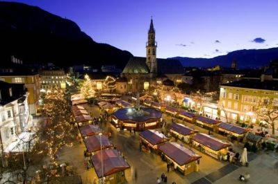 Christmas Markets in Italy 2023 - breakingtravelnews.com - city Old - Germany - Italy - county Hall - city Santa Claus - county Alpine