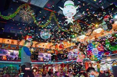 The Fun Continues During Holiday Season At Broadway’s Stardust Diner - forbes.com - Usa - city New York - county Marathon