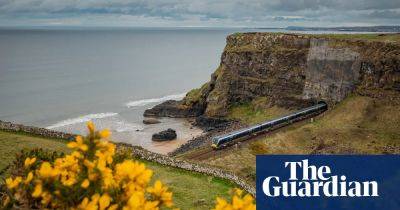 10 of the UK’s most scenic rail journeys - theguardian.com - Ireland - Britain - Scotland