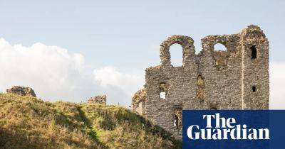 A yomp across the Shropshire Way to a great pub: the White Horse Inn - theguardian.com - Britain - county York