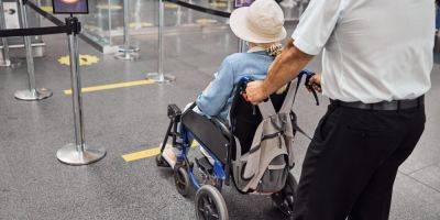 United Unveils New Search Tool for Passengers With Wheelchairs - afar.com - Los Angeles - Usa - city Houston - county Hand