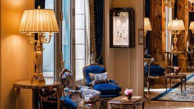 Missing €750k ring found inside vaccuum cleaner at Ritz Paris hotel - euronews.com - France - city Paris - Saudi Arabia - Malaysia