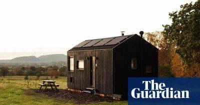 Totally unplugged: a digital detox holiday in Cheshire - theguardian.com - Britain