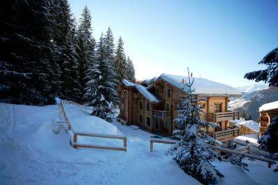Discover 4 Amazing Luxury Retreats That Redefine Winter Fun - forbes.com - Switzerland - county Park - state Utah