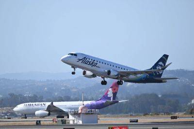 Sunday surprise: Alaska Airlines announces intent to acquire Hawaiian Airlines - thepointsguy.com - state Alaska - Announces