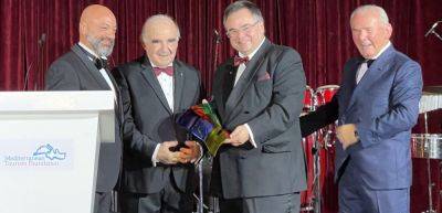 Professor Dimitrios Buhalis received Great Sea Award 2023 - Research in Innovative Sustainable Tourism Solutions at the Mediterranean Tourism Awards - traveldailynews.com - Malta - city Jerusalem - city Athens - county George - region Mediterranean