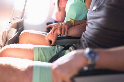 You Can Now Chat With a Pilot to Help Ease Your Fear of Flying — Here's How - travelandleisure.com