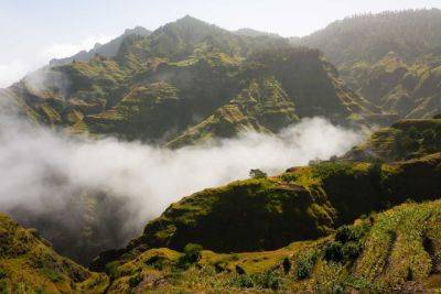 A beginner's guide to Cape Verde - roughguides.com - Portugal - city Santiago - Senegal - city Praia - Cape Verde