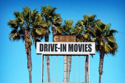 The dying romance of the drive-in movie theater - roughguides.com - Usa - state California - state New Jersey - city San Antonio - city Burbank, state California