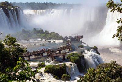 Brave the devil's throat at Iguazú Falls - roughguides.com - Brazil - Argentina - Paraguay