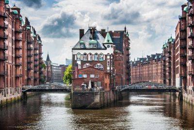 Going underground in Hamburg: 6 ways to see the city's alternative side - roughguides.com - Germany - Italy