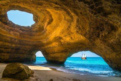 What are the 10 best beaches in Portugal? - roughguides.com - Portugal - city Lisbon - city Praia - county Henry