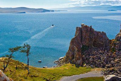 Lake Baikal travel guide: exploring Siberia's epic frozen lake - roughguides.com - Belgium - Russia - county Stone