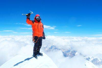 Everest: views from the roof of the world - roughguides.com - Ireland - Britain - India - Nepal - city Kathmandu - county Camp