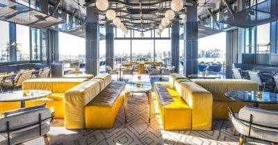 9 Rooftop Bars in NYC to Celebrate Summer - smartertravel.com - New York - county Park - state New York - city Chinatown - county Green