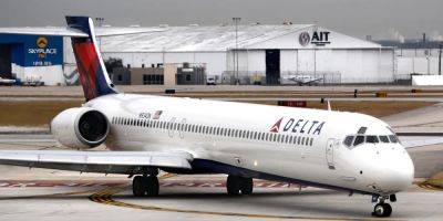 A Delta Air Lines customer assaulted a minor on his plane after being served 11 drinks, a new lawsuit says - insider.com - Greece - New York - city New York - state Indiana - Athens