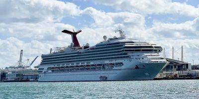 Guests aboard a Carnival Sunrise cruise reported room temperatures over 80 degrees as the air conditioning failed while at sea - insider.com - state Florida - Jamaica