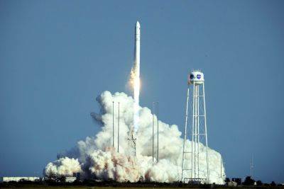 NASA Will Launch a Rocket to the ISS Tonight — and It May Be Visible From a Dozen States - travelandleisure.com - Usa - New York - state Maryland - county Island - state Connecticut - state Pennsylvania - state New Jersey - state Massachusets - state North Carolina - state Virginia - state Rhode Island - state Delaware - state South Carolina - county Atlantic - state West Virginia