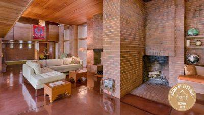 My Favorite Airbnb: A Frank Lloyd Wright House in Two Rivers, Wisconsin - cntraveler.com - state Michigan - state Wisconsin - county Lake - county Hamilton - county Door - county Wood - city Milwaukee