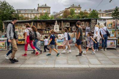 Paris’ Seine Booksellers Fight Back On Crack Down Before 2024 Olympics - forbes.com - France - county Hall