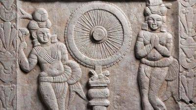 A Blockbuster Met Exhibit Shows That The Secret To Ancient Buddhist Art Was The Buddha’s Absence - forbes.com - India - Nepal