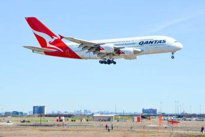 Qantas Plane Order Signals New Destinations in Asia and U.S. - skift.com - Los Angeles - Usa - New York - county Dallas - city Los Angeles - San Francisco - city Chicago - state Alaska - city Seattle - city San Francisco - Honolulu - state New York - city Fort Worth - county Worth