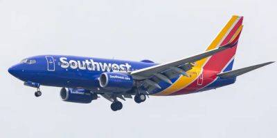 This video of a Southwest Airlines flight attendant rapping the inflight instructions is such a mood - insider.com - Usa
