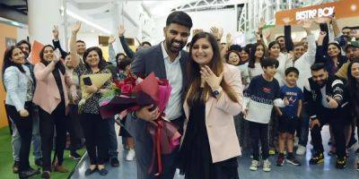 A delayed flight and lost bag almost ruined an airport proposal that took a month to plan - insider.com - Australia - New Zealand - city Melbourne, Australia