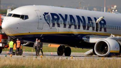 Ryanair CEO Blasts Italy's Price Cap on Flights to Sicily and Sardinia - skift.com - Italy - county Price - city Rome
