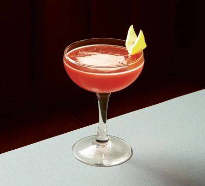 A New Book Chronicles The Stirring History Of 200 ‘Signature Cocktails’ - forbes.com - Ireland - city New York