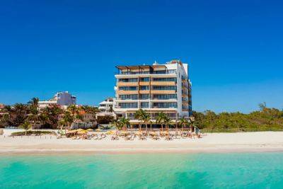 Discover the Hidden Paradise of the Caribbean Sea: The Fives Oceanfront Hotel & Residences - travelpulse.com - Mexico