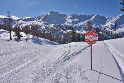 Vialattea Ski Partners With Trenitalia For Trains To The Alps & Discounted Ski Passes - breakingtravelnews.com - France - Italy - county Florence - city Naples - city Rome, county Florence