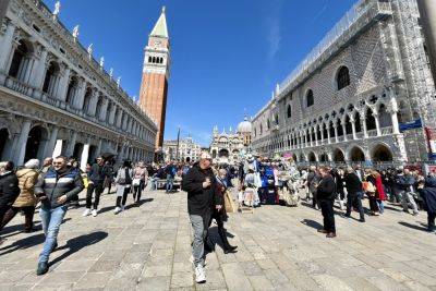 Venice Moves to Limit Tour Group Sizes - skift.com - Italy - China - city Venice - Thailand - city Beijing