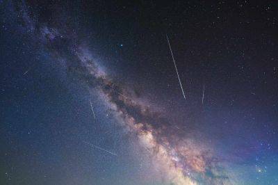 See Up to 130 Shooting Stars Per Hour in Tonight's Meteor Shower - travelandleisure.com - Usa