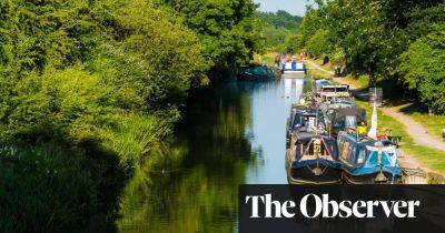 Tales from the towpath: running the length of the Kennet & Avon Canal - theguardian.com - France - city Bristol