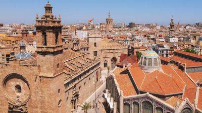 Valencia's secret history: executions and bullfights in Plaza del Mercado - lonelyplanet.com - county Valencia