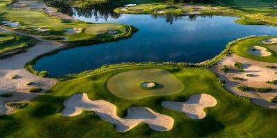 I've been to over 200 high-end golf courses around the globe. Here are 8 of my all-time favorites. - insider.com - Usa - state California - state Michigan - state Oregon - Scotland - county Ocean - county Pacific