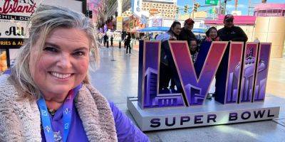 I scored a spot as a Super Bowl volunteer for the first time. I'd do it again even though I didn't get to watch the game. - insider.com - Canada - city Las Vegas - state Nevada - state California - state Florida - state Alaska - state Massachusets - state Kansas - state New Mexico