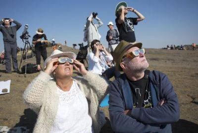 Want to catch the April 2024 eclipse in the USA? Here's how. - lonelyplanet.com - county Hot Spring - Usa - New York - county Park - state Missouri - state Vermont - county Dallas - state Michigan - state Maine - state Oklahoma - state Pennsylvania - state Texas - state New Hampshire - state Arkansas - state Ohio - state Indiana - city Fort Worth - city These - state Kentucky - state Illinois - county Worth - city Indianapolis - county Buffalo