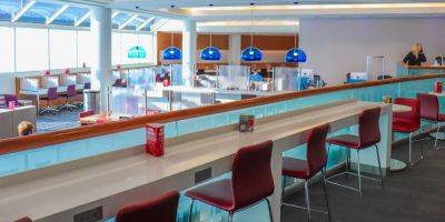 These credit cards get you into Delta Sky Club airport lounges for free - insider.com - Usa