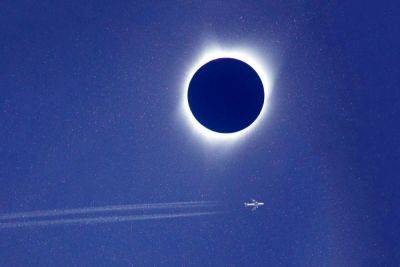 FAA Prepares for Busy Airports and Skies Ahead of 2024 Solar Eclipse — What Travelers Can Expect - travelandleisure.com - Usa - state Maine - state Texas