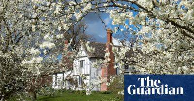12 of the best UK breaks to celebrate spring - theguardian.com - Britain