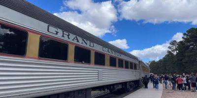 I ditched my car and hopped on a train to the Grand Canyon. It took twice as long to get there, but the $80 ride was worth it. - insider.com - state Arizona - county Williams