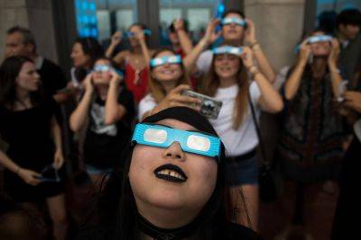 Where To Watch The Solar Eclipse In New York City - forbes.com - Usa - state Texas - city Columbia